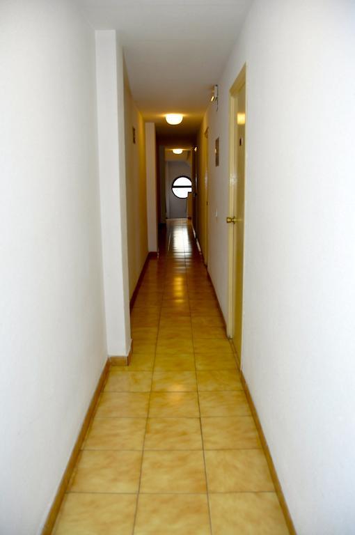 Hostal El Jardin Benidorm Ngoại thất bức ảnh