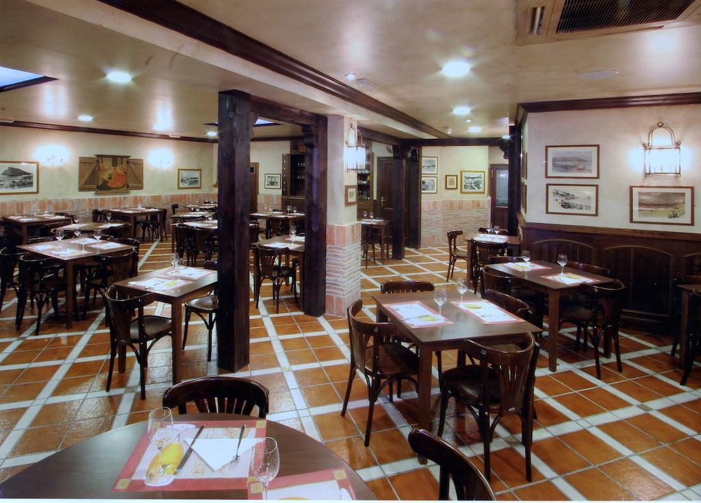 Hostal El Jardin Benidorm Ngoại thất bức ảnh